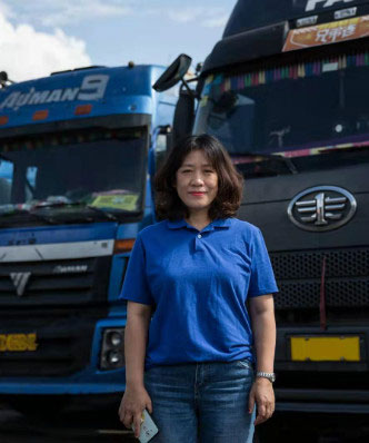 鋼都物流法人代表：張濱娜