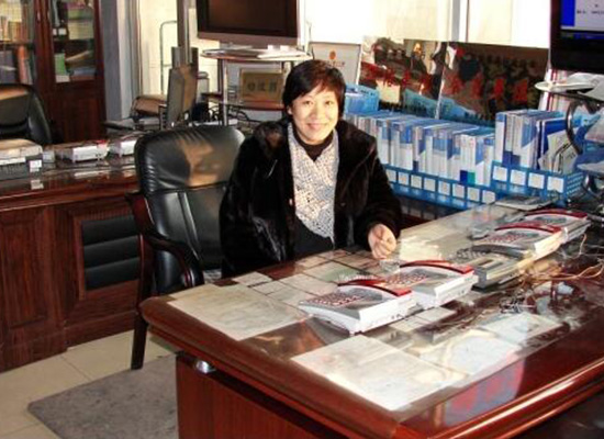 現(xiàn)鋼都物流法人代表：張濱娜