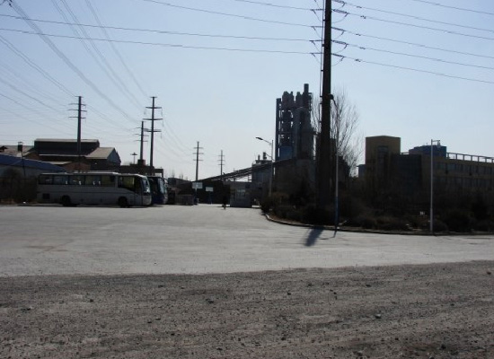 鞍山市冀東水泥有限公司門前外景圖